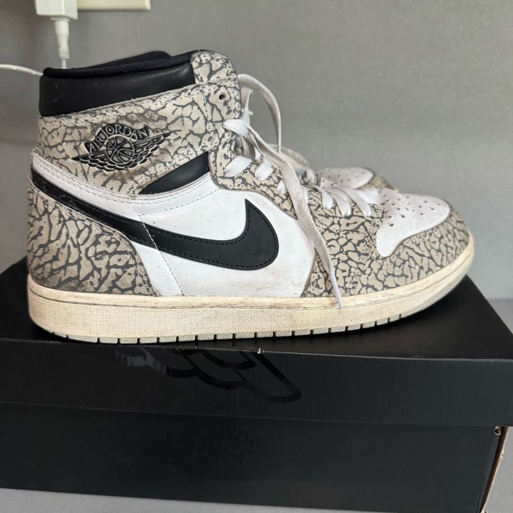 Men’s Size 10 - Air Jordan 1 Retro OG High White Cement Elephant Print Nike Shoe